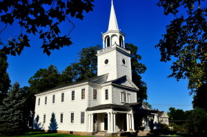 Washington, Connecticut:  The 1741-54 Meeting House of the First Congregational Church on the Village Green - Xu Lei Photo